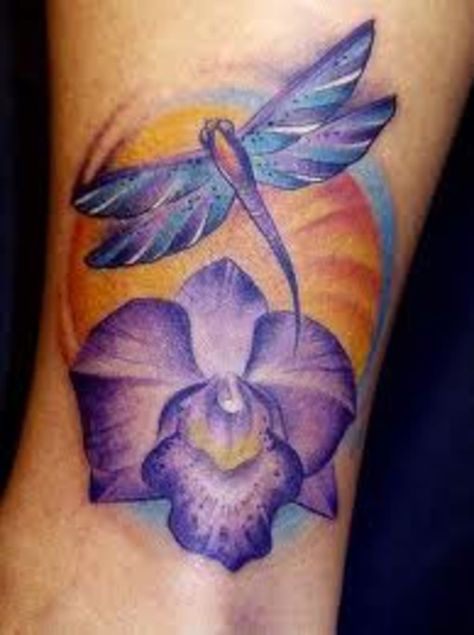 Dragonfly Tattoo Meaning, Butterfly Ankle Tattoos, Violet Flower Tattoos, Ankle Tattoo Designs, Dragonfly Tattoo Design, Orchid Tattoo, Kunst Tattoos, Bug Tattoo, Insect Tattoo