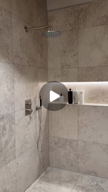 Tapwell on Instagram: "Tranquility in the home of @amandaoman🤍 What do you think of this shower design?

The timeless look is enhanced by elegant lighting, smart wall storage, and our built-in rain shower in Brushed Nickel. Amanda chose our BOX7268 ED2 shower system that perfectly match the interior here with its clean lines and soft shape. 

#showerdesign #bathroom #nordicinterior #tapwell #badrum #skönahem #badeværelse #bobedre #kylpyhuone #koti #baderom #interiør #nordicinterior #mynordichome #minimalstyle #bathroomdesign #archilover" Shower Area Design, Monsoon Shower Bathroom, Minimum Shower Dimensions, Nordic Interior, Elegant Lighting, Rain Shower, Wall Storage, Shower Systems, Shower Design