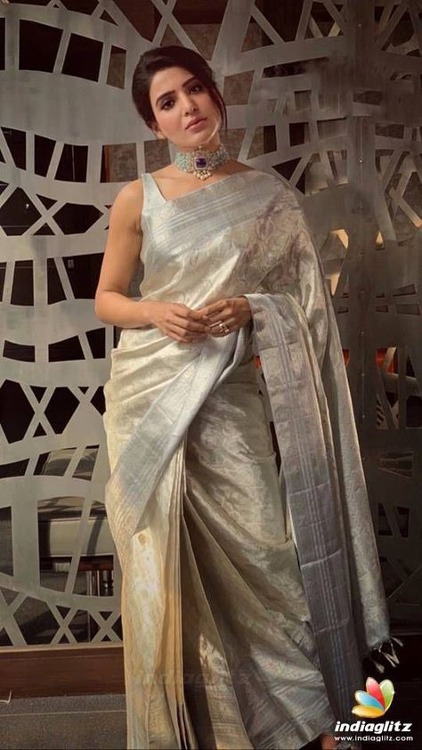 25 Grey Silk Saree Blouse Designs - Candy Crow Silver Saree, Indian Sari Dress, Sari Dress, Kanjivaram Silk Saree, Indian Saree Blouse, Indian Saree Blouses Designs, Saree Blouse Patterns, Silk Saree Blouse Designs, White Saree