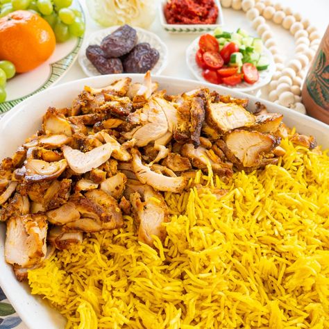 SHAWARMA RICE : Authentic Royal® Chicken Shawarma With Rice, Chicken Shawarma And Rice, Chicken Shwarma And Rice, Shawarma Side Dishes, Chicken Shawarma Plate, Middle Eastern Basmati Rice Recipes, Chicken Shawarma Rice Bowl, Shawarma Sides, Chicken Shawarma Sides