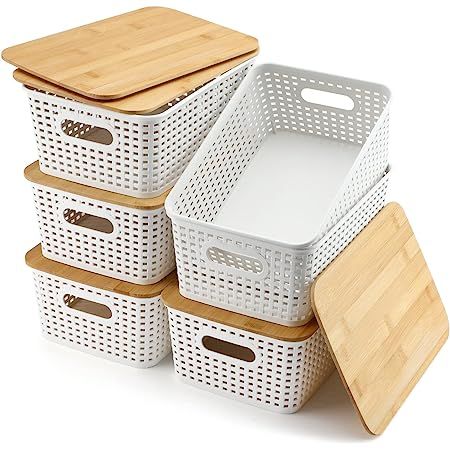 Closet Playroom, Closet Organization Bins, Small Storage Basket, Storage Bins With Lids, Plastic Container Storage, Plastic Storage Bins, Lid Storage, Organization And Storage, Basket Organization