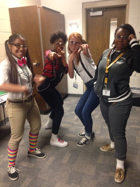 Nerd day!!! Charcuterie Workshop, Nerd Outfit, Nerd Costume, Nerd Outfits, Random Ideas, Halloween Inspo, Spirit Week, Inspirational Bible Quotes, School Spirit