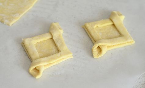 Puff Pastry Danish Shapes, Puff Pastry Folds, Puff Pastry Shapes Ideas, Pastry Shapes Ideas, Pastry Envelopes, Danish Pastry Shapes, Danish Shapes, Puff Pastry Shapes, Danish Dough Recipe