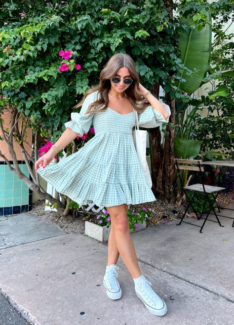 Cute Dresses Women, Cute Trendy Dresses Long, Cute Frocks For Women Short, Birthday Poses In Frock, Summer Flowy Dresses Sundresses, Cotton Western Dresses Summer, Short Frocks Poses, Fashion Inspo Outfits Summer Dresses, Float Summer Dresses