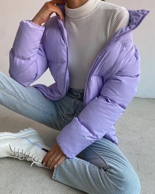 Purple Puffer Jacket Outfit, Purple Jacket Outfit, Purple Puffer Jacket, Best Puffer Jacket, Outerwear Women Winter, Puffer Jacket Outfit, Jacket Outfit Women, Tennis Skirt Outfit, Purple Jacket