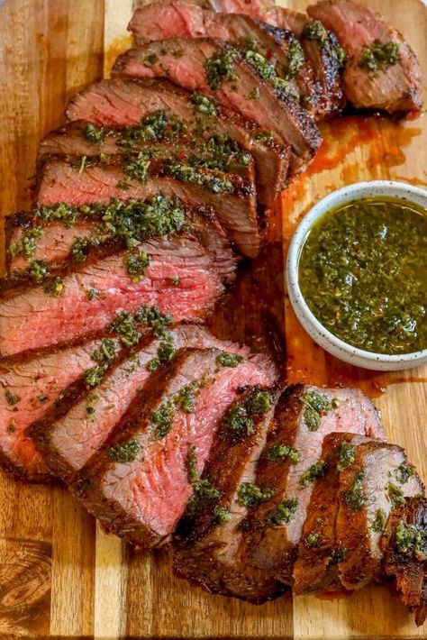 Tri Tip Steaks In Air Fryer, Airfryer Tri Tip, Pressure Cooker Tri Tip, Air Fryer Tri Tip, Tri Tip Steak Recipes, Tri Tip Steak, Cooking Tri Tip, Beef Loin, Chicken Wing Recipes Baked