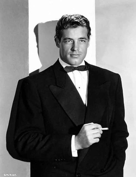 Guy Madison Vintage Actors, Guy Madison, Classic Actors, Hollywood Men, Sean Penn, Hollywood Icons, Catherine Deneuve, Hollywood Legends, Old Hollywood Glamour