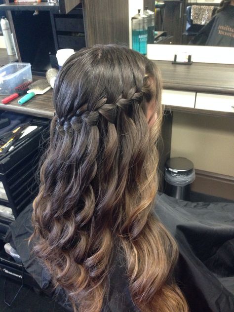 Waterfall braid Hairstyle Waterfall Braid, Waterfall Braid Hairstyles For Wedding, Braid Hairstyles For Marriage, Half Up Waterfall Hair, Waterfall Braid Crown, Waterfall Braids With Curls, Waterfall Braid With Curls Wedding, Waterfall Braid Front View, Waterfall Half Up Half Down