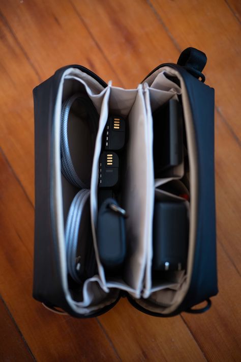 The Digital Nomad's Toolkit: What's Inside My Tech Bag? — Signed Sojourner Digital Nomad Essentials, Mochila Edc, Tech Organization, Tech Bag, Universal Adapter, Travel Products, Travel Adapter, Bag Essentials, Portable Power Bank