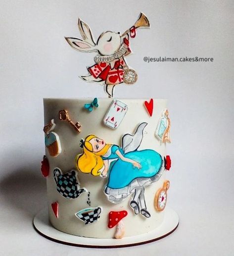 Wonderland Cake Ideas, Alice In Wonderland Cake Ideas, Alice In Wonderland Cake, Wonderland Cake, Buttercream Cake, Projects For Kids, Cake Ideas, Alice In Wonderland, Butter Cream