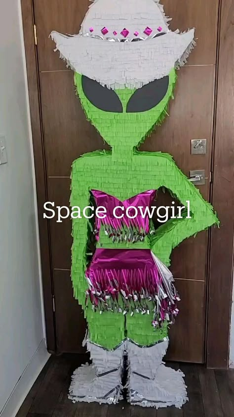 Cowboy Vs Aliens Party, Cowgirl Decorations, Alien Birthday Party, Cowgirl Party Decorations, Cowboy Themed Birthday Party, Space Party Decorations, Cowboy Theme Party, Alien Party, Western Birthday Party