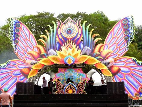 Tomorrowland Party, Tomorrowland Music Festival, Safari Decorations, Stage Set Design, Event Stage, Stage Backdrop, Event Exhibition, Stage Set, Stage Decorations