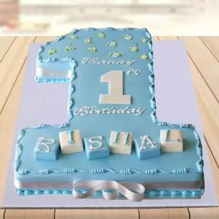 1st Month Birthday Cake, Cake 1 Year Boy, Happy Birthday Mom Cake, Baby Cake Design, Birthday Cakes For Girls, Baby Birthday Cake, Girls First Birthday Cake, Cakes For Girls, Boys First Birthday Cake