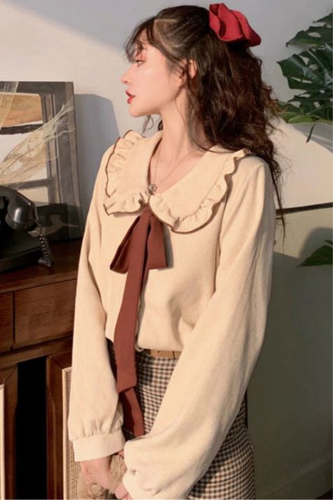 Romantic Academia Outfits, Cottagecore Aesthetic Clothes, Romantic Academia, Academia Outfits, Crop Pullover, Cottagecore Outfits, Peter Pan Collar Blouse, Blouses Women, Female Clothes