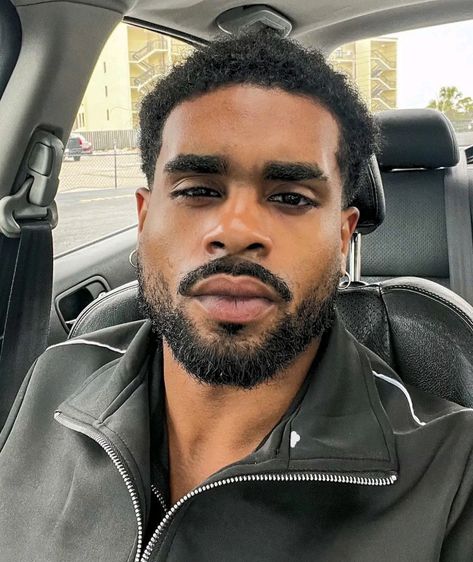 JT Fine Men With Beards, Fine Black Dudes, Fine Black Males, Blasian Men, Stubble Beard Styles, Black Men With Beards, Wattpad Men, Black Men Beard Styles, Guys Grooming