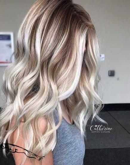 Blonde Hair With Roots, Icy Blonde Hair, Dark Roots Blonde Hair, Balayage Hair Blonde, Blonde Hair Looks, Blonde Hair With Highlights, Platinum Blonde Hair, Brown Blonde Hair, Long Blonde