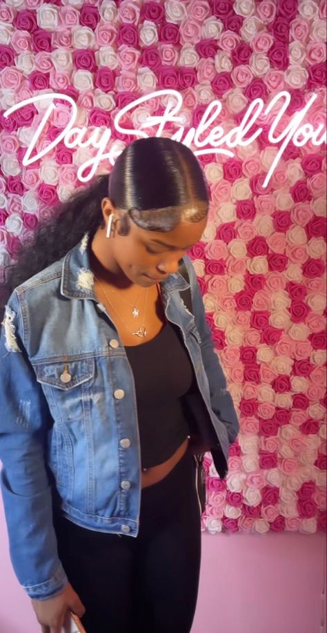 Middle Part Sleek Ponytail Weave Curly, Middle Part Ponytail Weave Curly, Slick Back Middle Part Ponytail, Middle Part Ponytail Hairstyles, Middle Part Slick Back Ponytail Weave, Future Hairstyles, College Hairstyles, Slick Ponytail, Slicked Back Ponytail