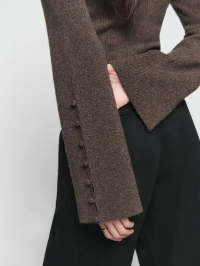 Dress With Turtleneck, Estilo Ivy League, Recycled Cashmere, Sleeves Ideas, Button Sweater, Straight Neckline, Women's Sweaters, Mode Inspo, Looks Chic