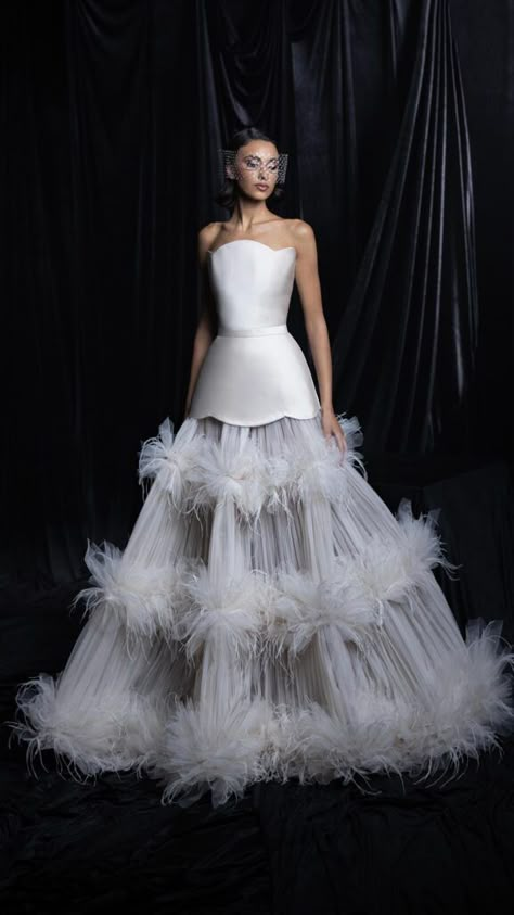 Pleated Organza, Rami Kadi, Organza Skirt, Couture Wedding Gowns, Dream Wedding Ideas Dresses, New Tattoo, Wedding Dress Couture, Couture Wedding, Claw Clips