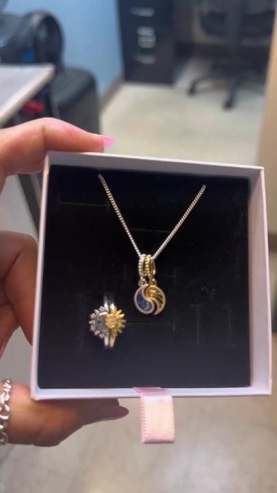 Pandora Sun And Moon Ring, Pandora Star Ring, Pandora Cake, Pandora Moon, Pandora Bracelet Charms Ideas, Pandora Star, Sun And Moon Rings, Sun And Moon Necklace, Expensive Jewelry Luxury