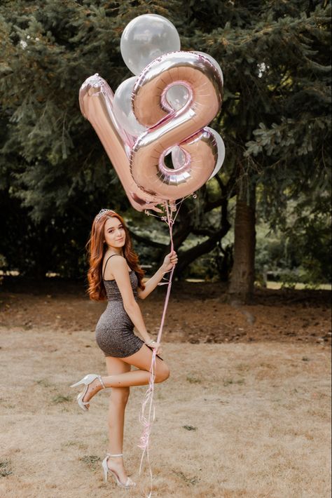 18th Birthday Photoshoot Ideas Outdoors, 18th Photoshoot, Rap Music Playlist, Birthday Pose, Birthday Shoots, Debut Photoshoot, Happy Birthday 18th, 21st Birthday Photoshoot, Cute Birthday Pictures