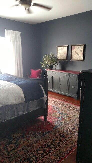 Benjamin Moore Hale Navy bedroom Navy And Red Bedroom Ideas, Navy Red Bedroom, Red And Navy Bedroom, Benjamin Moore Hale Navy Bedroom, Hale Navy Benjamin Moore Bedroom, Hale Navy Bedroom, Blue And Red Bedroom, Red And Blue Bedroom, Bedroom Paint Colors Benjamin Moore