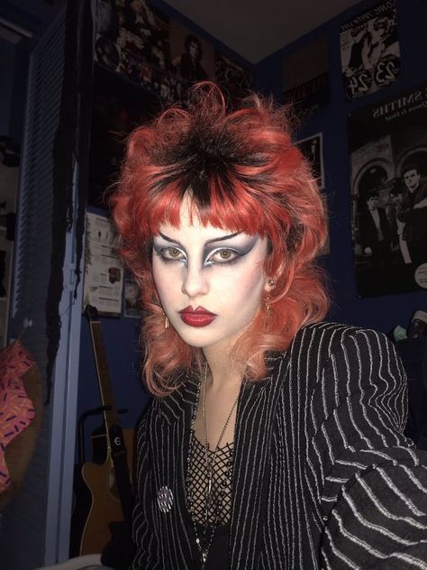 Makeup Edgy, Woman Haircut, 80s Secretary, Goth Eye Makeup, Funky Makeup, Drag Make-up, Trad Goth, Punk Makeup, Alt Makeup