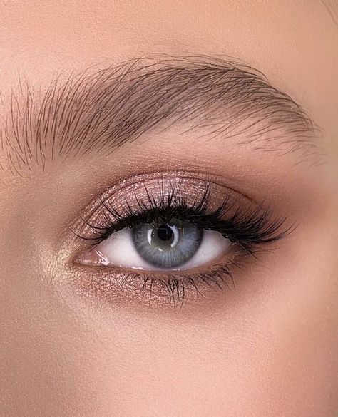 Fashion & Beauty Wedding Makeup For Blue Eyes, Eye Makeup Images, Wedding Eye Makeup, Prom Eye Makeup, Formal Makeup, Eye Makeup Pictures, Smink Inspiration, Makijaż Smokey Eye, Eye Makeup Designs