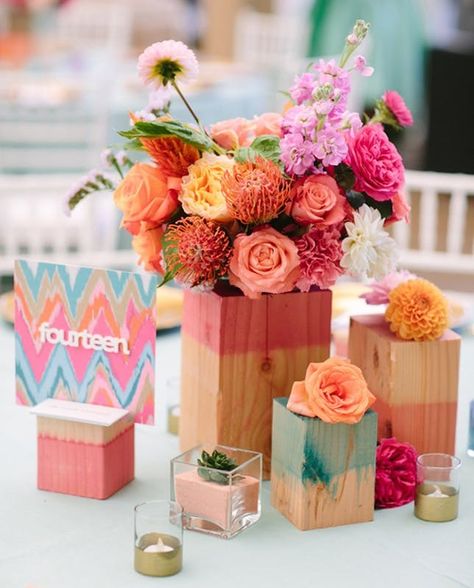 Bright colors complement natural textures with these creative dyed wood block centerpieces. Unique Wedding Centerpieces, Frugal Wedding, Art Museum Wedding, Large Skirt, Boda Mexicana, Wedding Centerpieces Diy, Museum Wedding, Martha Stewart Weddings, Diy Centerpieces