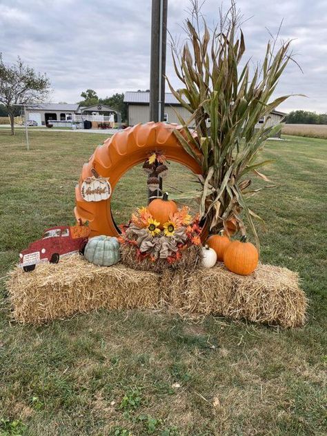 26 Stunning Fall Yard Decorations Painted Tires Ideas, Fall Tire Decor, Fall Harvest Decorations Outdoor, Fall Tractor Decor, Pumpkin Tires, Fall Hay Bale Decor Yard, Corn Maze Ideas Activities, Fall Decor Outside Yard, Halloween Tire Decorations