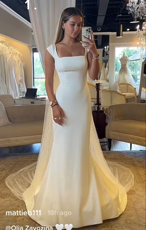 Dress Guest Wedding, Wedding Dresses For Fall, Guest Wedding Dress, Wedding Dress Guest, Wedding Dresses Beautiful, 2022 Wedding Dresses, Wedding Dresses 2022, Icon Dress, Wedding Dress Unique