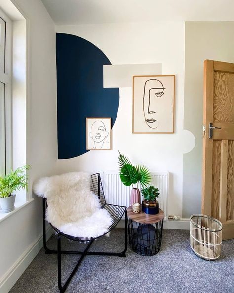 Heal's on Instagram: “Colour block crushing 😍 We'd love nothing more than to settle down in this cosy corner with a cuppa. The @papercollective prints are…” Room Wall Painting, Bedroom Wall Paint, Bedroom Wall Colors, Wall Color, Wall Paint, Diy Wall Decor, تصميم داخلي, Home Office Decor, Wall Colors