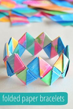 oh yes we will be making these folded paper bracelets! Paper Bracelets, Easy Crafts For Teens, Paper Bracelet, Diy Crafts For Teens, Crafts For Teens To Make, Activities For Girls, Folding Origami, Summer Crafts For Kids, Folded Paper