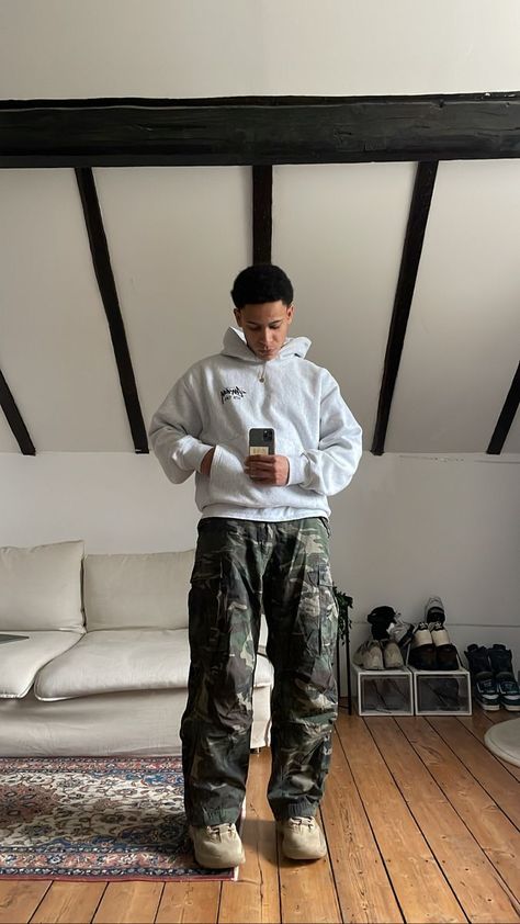 Credit: Joshi Cargo Fits Men, Camouflage Outfits Men, Streetwear Men Outfits Winter, Cargo Streetwear Outfit, Camp Cargo Pants Outfit, Uk Mens Fashion Streetwear, Mens Fall Streetwear, Guy Streetwear Aesthetic, Uk Streetwear Men