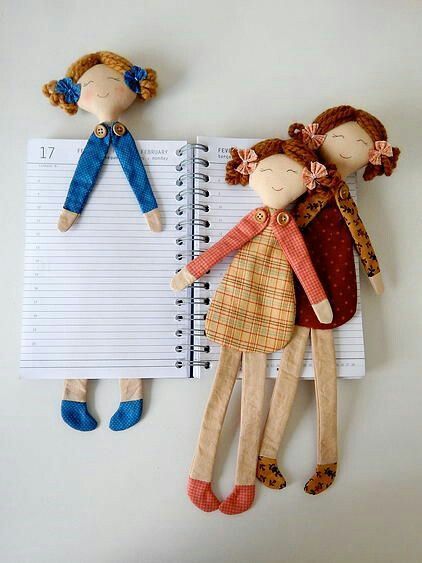 Penanda Buku, Felt Bookmark, Diy Bookmarks, Sewing Dolls, Bookmarks Handmade, Soft Dolls, Doll Crafts, Paper Doll, Fabric Dolls