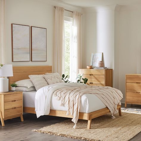 Amish Showroom (@amishshowroom) • Instagram photos and videos Amish Bedroom Furniture Modern, Bedroom Goals, Bedroom Suite, Bedroom Inspo, Guest Room, Showroom, Bedroom Makeover, Bedroom Furniture, Bedroom Design