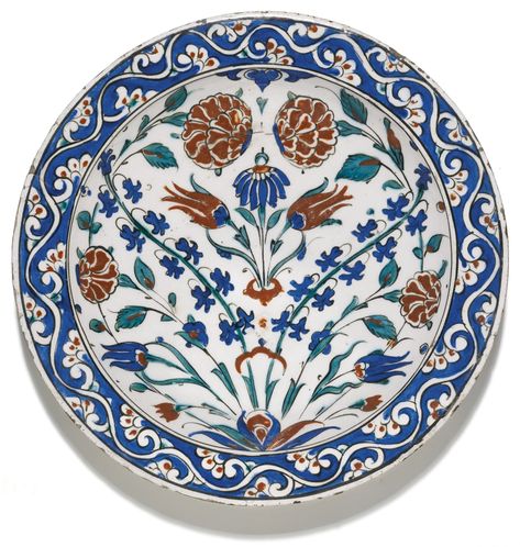 (#254) A large Iznik polychrome pottery dish, Turkey, circa 1580 Islamic Ceramics, Iznik Pottery, Turkish Plates, Viridian Green, Turkish Pottery, Iznik Tile, Turkish Tile, Turkish Tiles, Earthenware Pottery