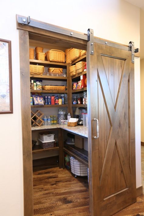 Walk In Pantry With Sliding Door, Farmhouse Sliding Door Pantry, Walk Through Pantry Mudroom, Country Farmhouse Pantry, Western Pantry Ideas, Rustic Walk In Pantry, Pantry Barn Door Ideas, Country Pantry, Modern Farmhouse Kitchen Ideas