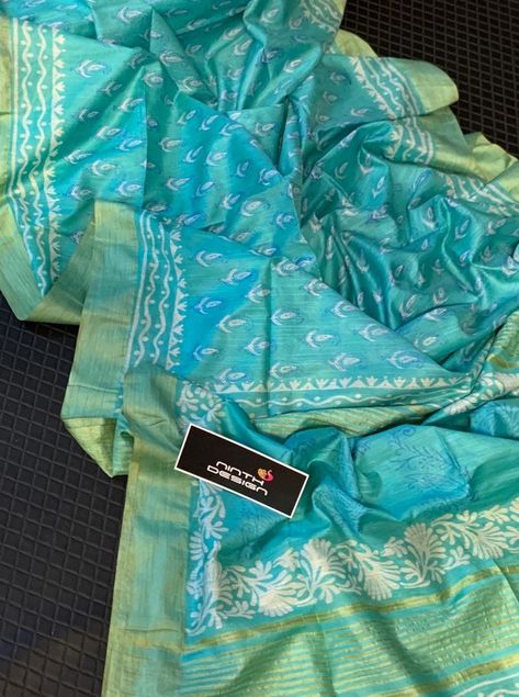 Maheswari Silk Sarees, Fancy Sarees With Price, Fancy Silk Sarees, Saree Model, Brocade Blouse Designs, Sarees With Price, Silk Sarees With Price, Brocade Blouse, Elegant Fashion Wear