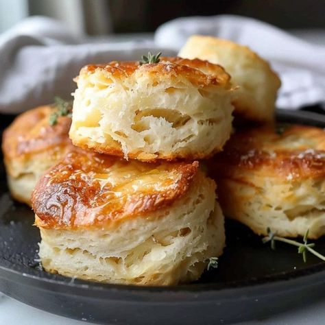 Garbage Bread, Buttermilk Biscuits Easy, Creamy Corn Casserole, Biscuits From Scratch, Pork Casserole, Make Butter, Slow Cooker Pork Chops, Mama Recipe, Creamy Corn