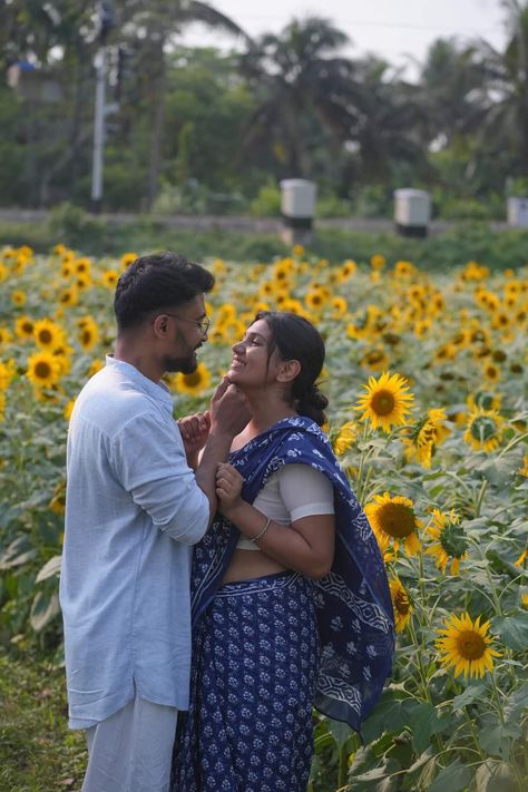 #photoshoot idea, photos, village photos, photoshoot idea in village#flowers #Bengali photoshoot Village Lovers Photos, Bengali Couples Photography, Bengali Photoshoot, Nepali Dress, Bengali Couple, Couples Candid Photography, Pre Wedding Photoshoot Outfit, Cute Love Photos, Free Lightroom Presets Portraits