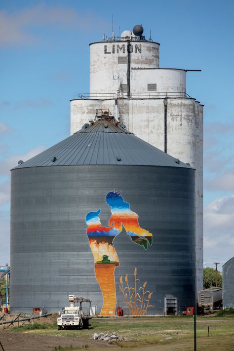 Limon, Colorado, Mural Tells Story of Rural Farm Townvia Farm Flavor #agriculture Colorado Mural, Farming Painting, Barn Mural, Farm Mural, Outdoor Murals, Farm Quotes, Farm Town, Shop Painting, Cal Poly