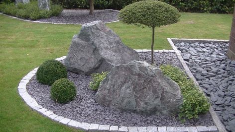 PIC_0971 Big Rocks In Garden, Big Stones In Garden, Big Rock Landscaping Ideas, Japanese Garden Design Modern, Japanese Stone Garden, Modern Japanese Garden, Front Landscape, Japanese Rock Garden, Garden Japanese