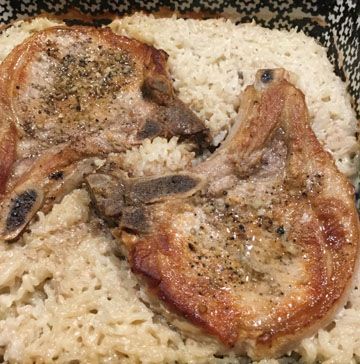 One pan pork chops and rice dish. Easy to make and delicious to eat. Teriyaki Pork Chops, Pan Pork Chops, Pork Chop Recipes Grilled, Pork Chops And Rice, Teriyaki Pork, Easy Pork Chops, Bbq Pork Ribs, Pork Chop Recipes Baked, Easy Pork Chop Recipes