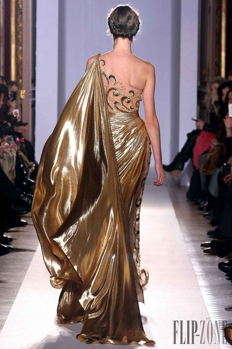 Zuhair Murad fotos oficiais, P-V 2013 - Alta-Costura Zuhair Murad Haute Couture, Goddess Gown, Mode Glamour, Gold Evening Dresses, فستان سهرة, Zuhair Murad, Couture Gowns, 여자 패션, Gorgeous Gowns