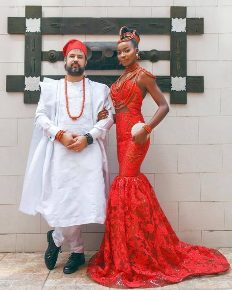 Edo queen and her king! #Chrella18 Bride @theangellaphillips Groom @christof.the.engineer Hair @damselreensignature Makeup @bregha… Edo Wedding, Edo Brides, Igbo Traditional Wedding, Nigerian Traditional Wedding, Nigerian Outfits, Her King, Fairy Wedding Dress, The Engineer, Traditional Wedding Attire