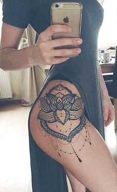 Girl Side Tattoos, Bum Tattoo, Hip Thigh Tattoos, Black Henna, Hip Tattoos Women, Leg Tattoos Women, Thigh Tattoos Women, Side Tattoos, Great Tattoos