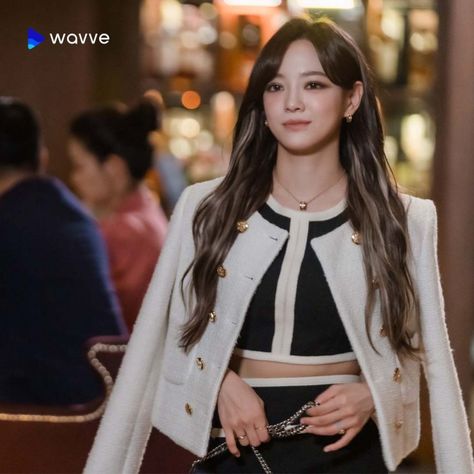 Kdrama Female Outfits, Girl Boss Outfit, Conference Outfit, Boss Lady Outfit, Hometown Cha Cha Cha, Drama Fashion, Outfit Korean, Model Outfit, Kim Sejeong