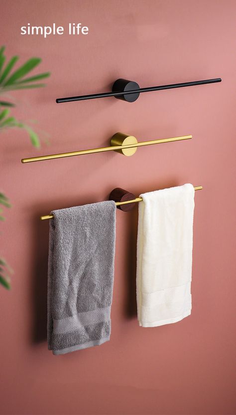 Towel Hanging Ideas, Hanging Bath Towels, Toallero Ideas, Kitchen Towels Hanging, Kitchen Towel Rack, Hand Towel Rack, Bathroom Towel Storage, Bath Towel Racks, Bath Towel Holder