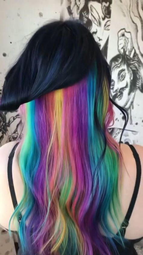 Hidden Rainbow Hair, Hairstyle Color, Vivid Hair Color, Rainbow Hair Color, Creative Hair Color, Hippie Stil, Hair Dye Ideas, Bright Hair Colors, Pulp Riot